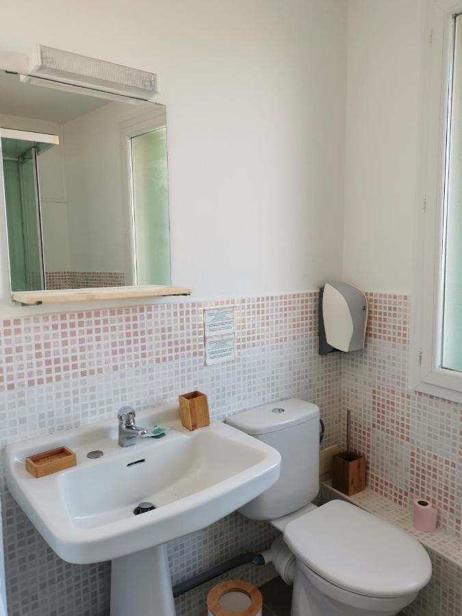 Hotel Le Saint Jean Barbentane Esterno foto