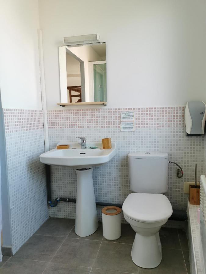 Hotel Le Saint Jean Barbentane Esterno foto