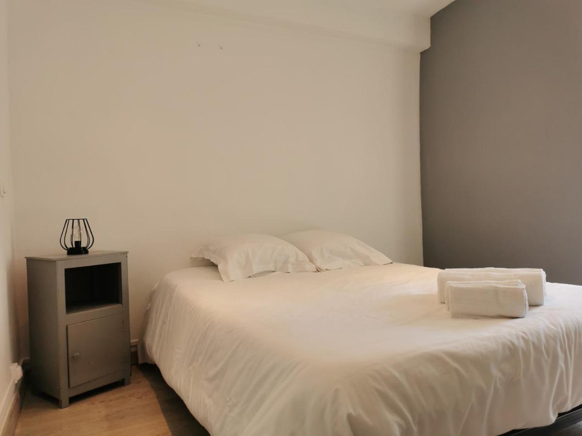 Hotel Le Saint Jean Barbentane Esterno foto